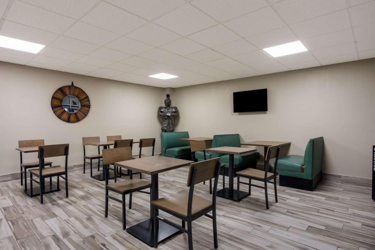 Surestay Hotel By Best Western Higginsville Exterior foto