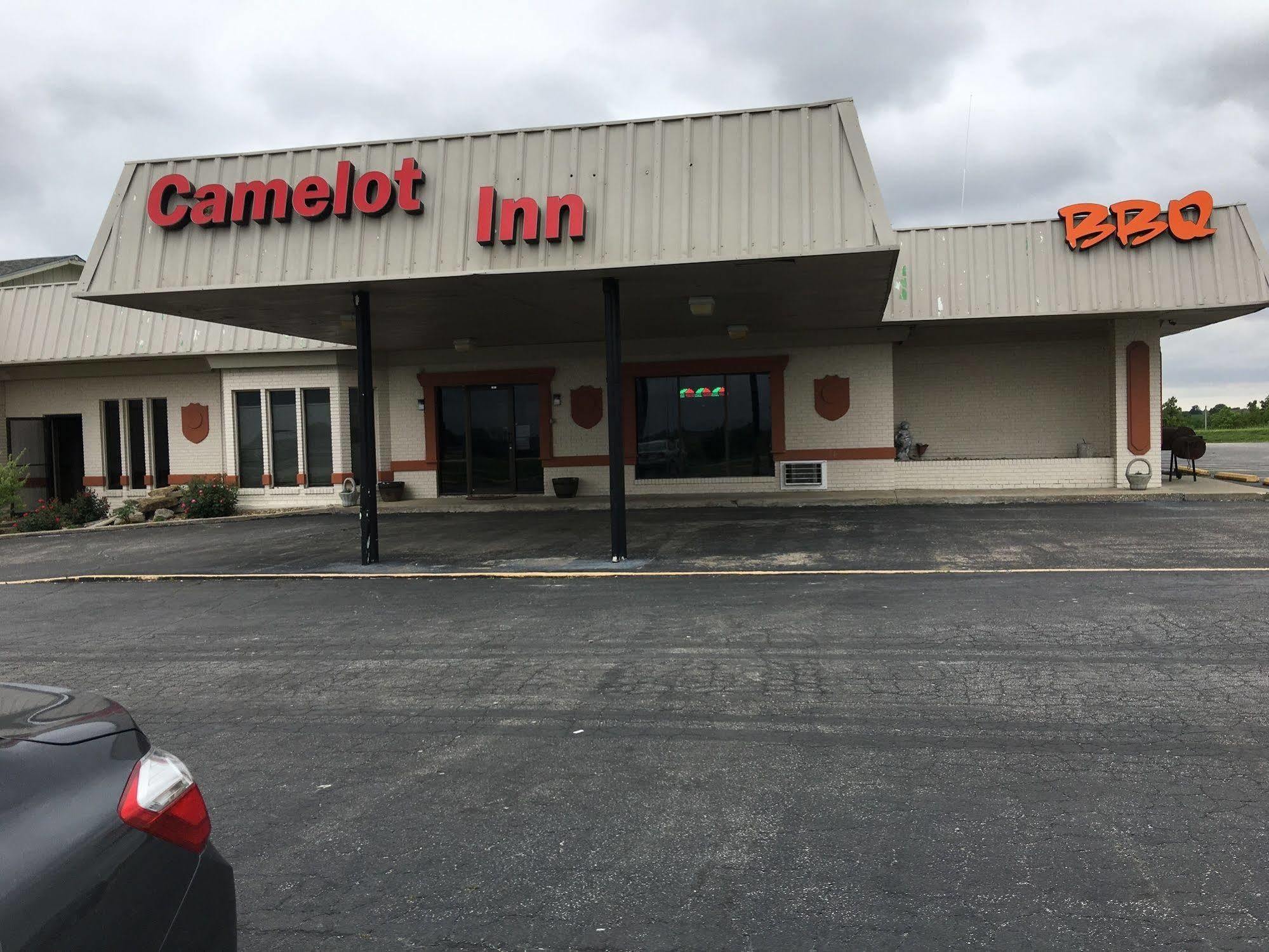 Surestay Hotel By Best Western Higginsville Exterior foto